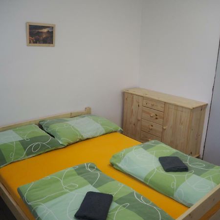 Economy Apartments Ceske Svycarsko Hřensko Exteriör bild
