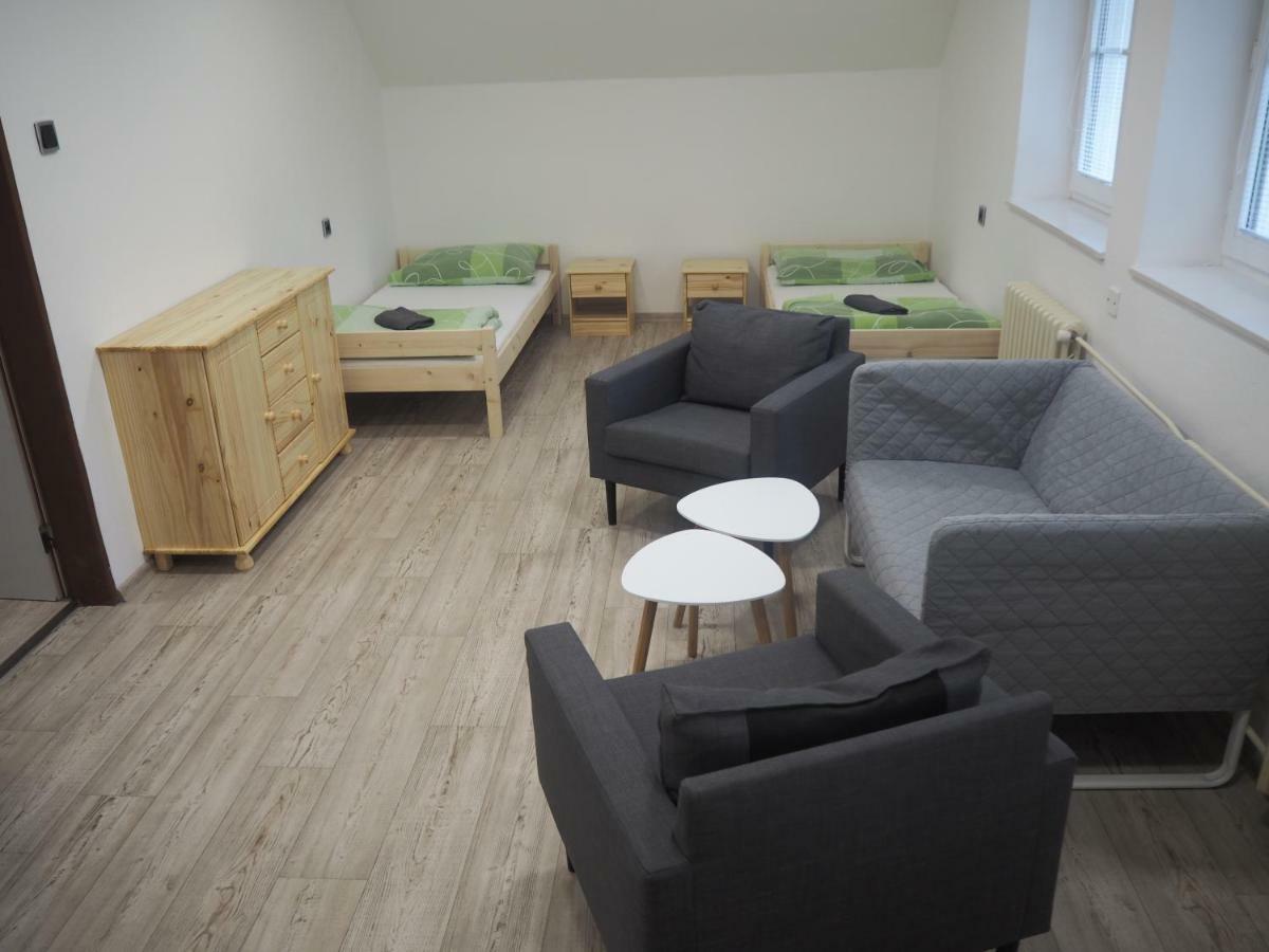 Economy Apartments Ceske Svycarsko Hřensko Exteriör bild