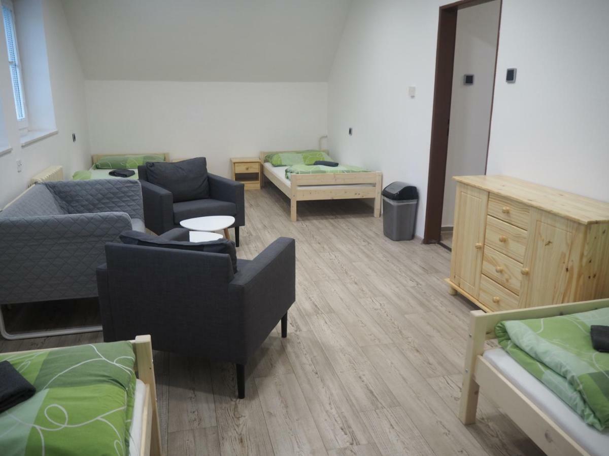 Economy Apartments Ceske Svycarsko Hřensko Exteriör bild