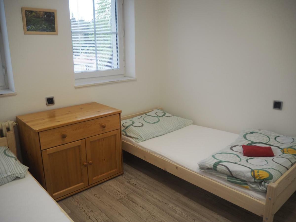 Economy Apartments Ceske Svycarsko Hřensko Exteriör bild